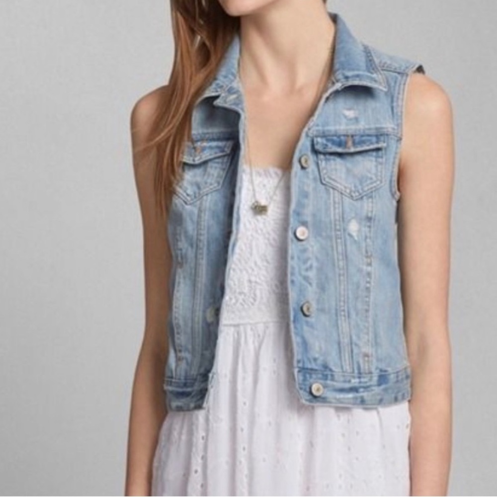 Abercrombie & Fitch Distressed Denim/jean Vest size medium